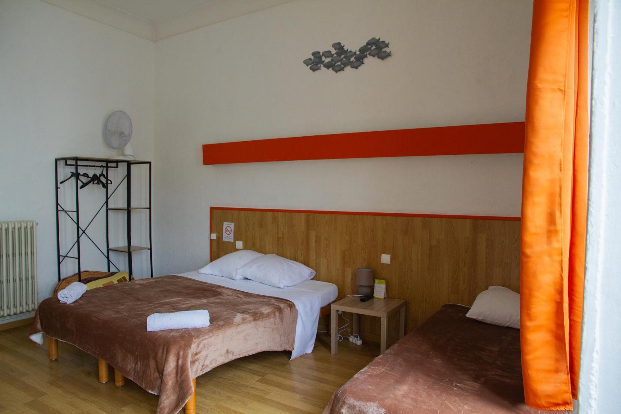 Hotel Durand Le Patio อาเลส ภายนอก รูปภาพ