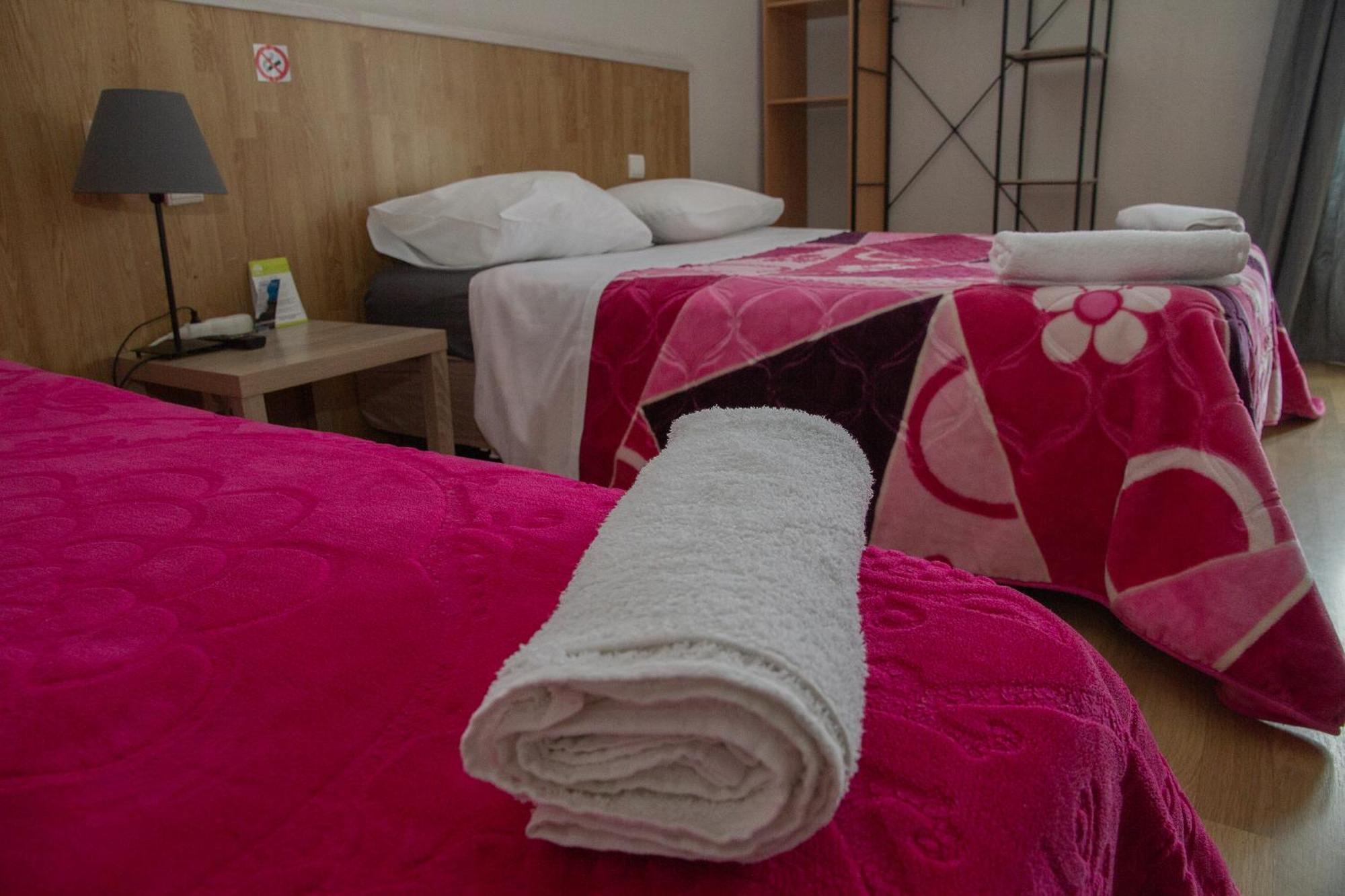 Hotel Durand Le Patio อาเลส ภายนอก รูปภาพ