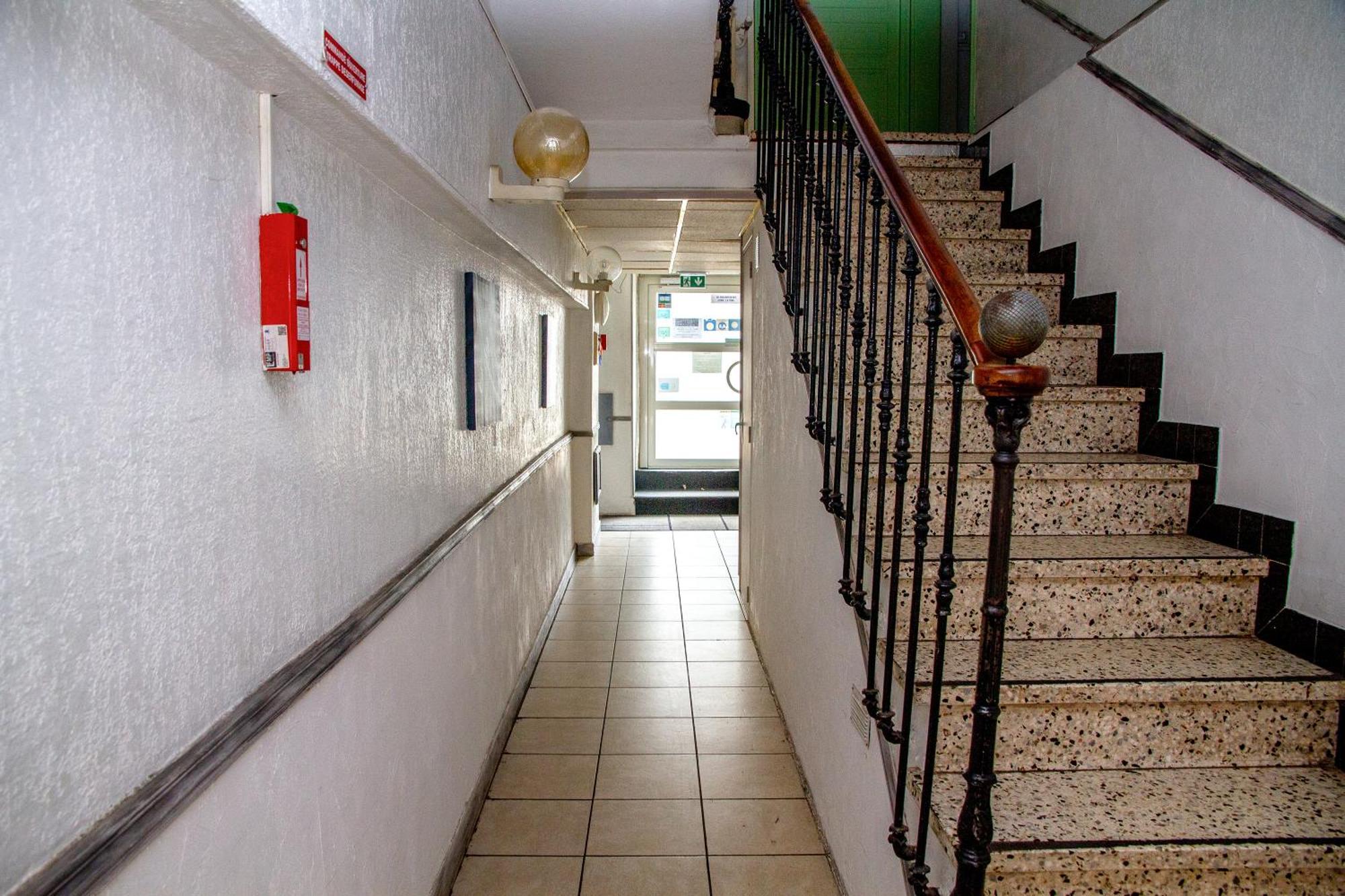 Hotel Durand Le Patio อาเลส ภายนอก รูปภาพ