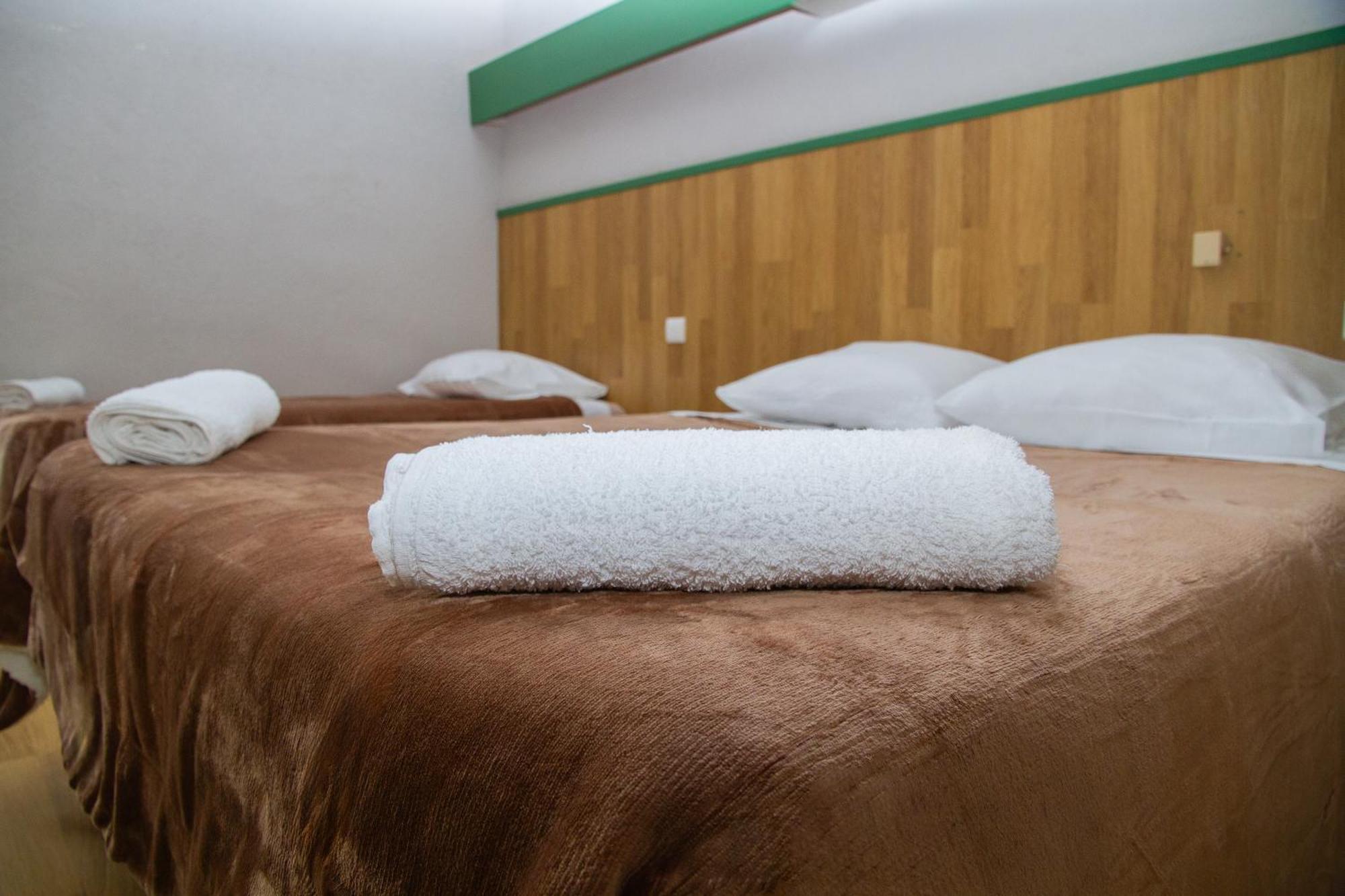 Hotel Durand Le Patio อาเลส ภายนอก รูปภาพ
