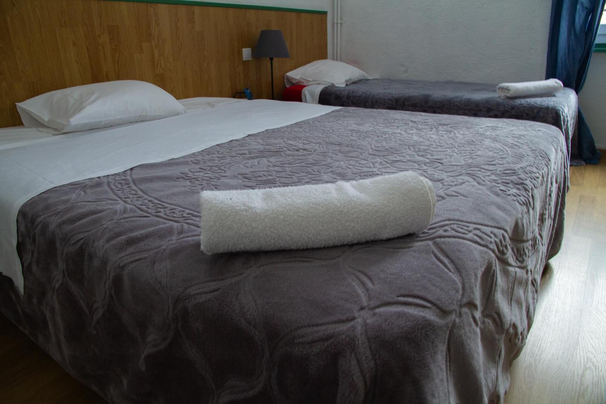 Hotel Durand Le Patio อาเลส ภายนอก รูปภาพ