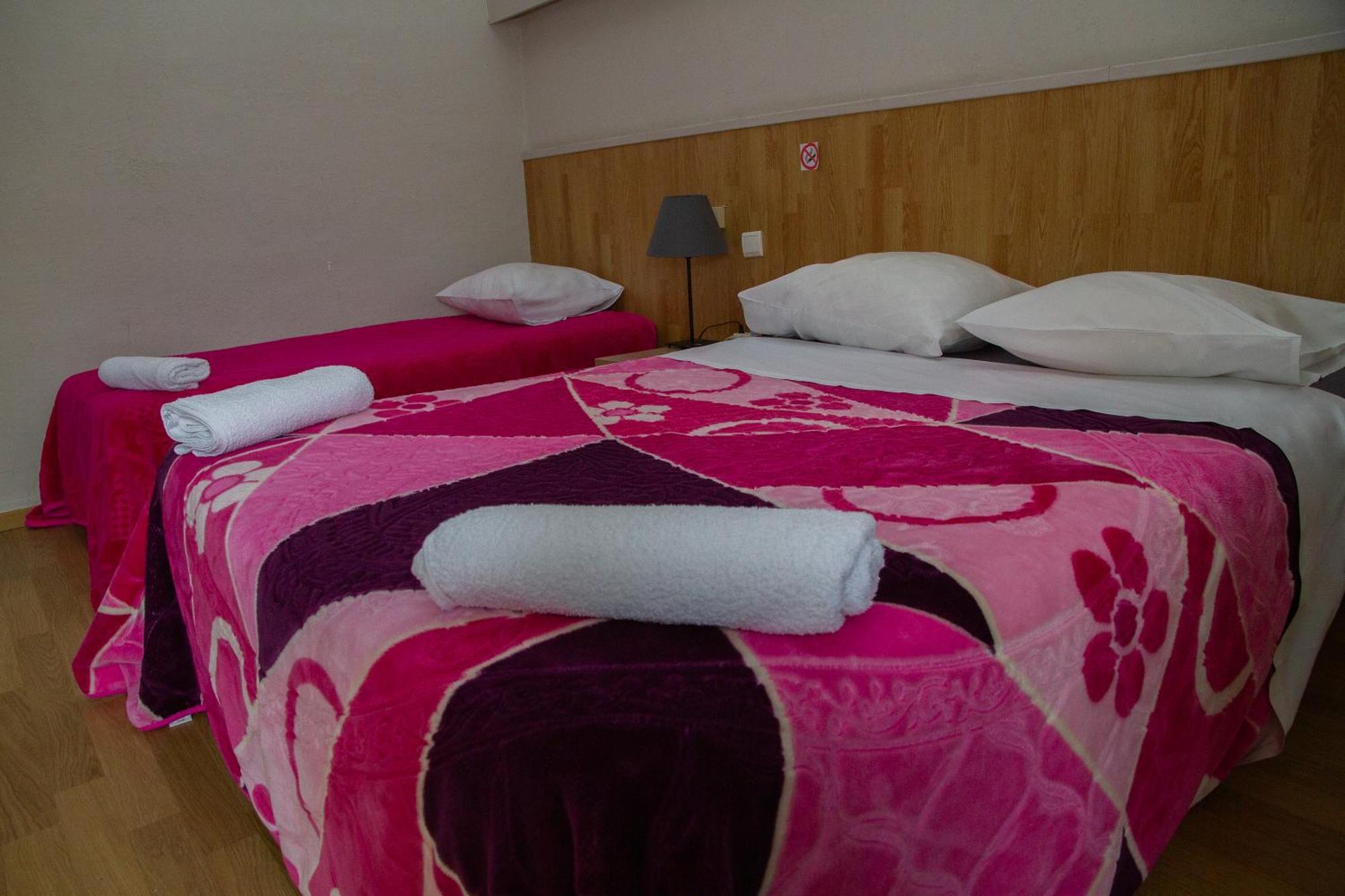 Hotel Durand Le Patio อาเลส ภายนอก รูปภาพ